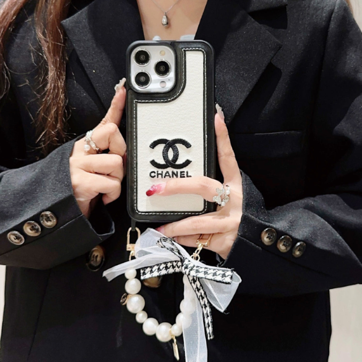 CC Pearl Chain iPhone Case