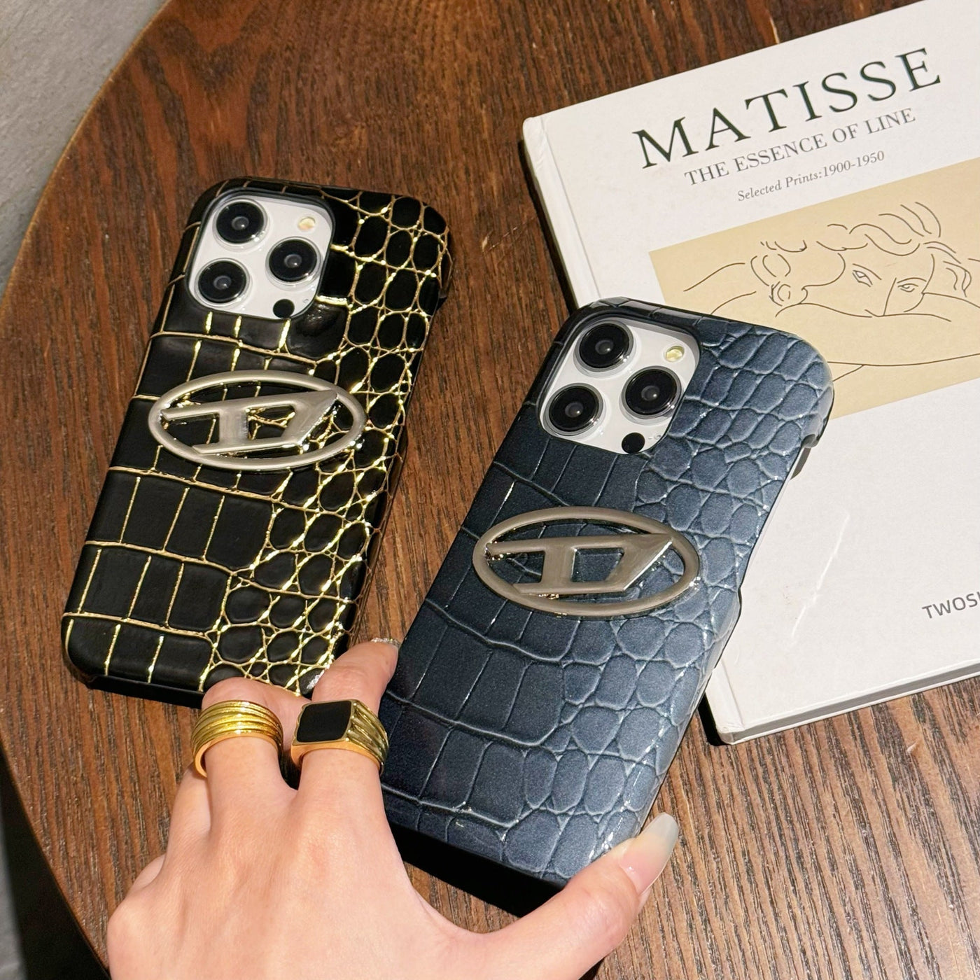 Dies Crocodile Pattern Leather iPhone Case